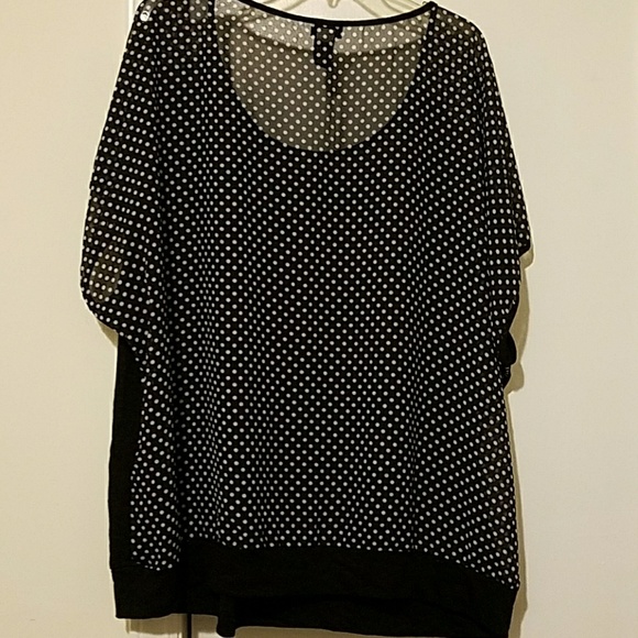 Size 3 torrid blouse - Picture 2 of 4